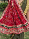 Surmayi Odhna