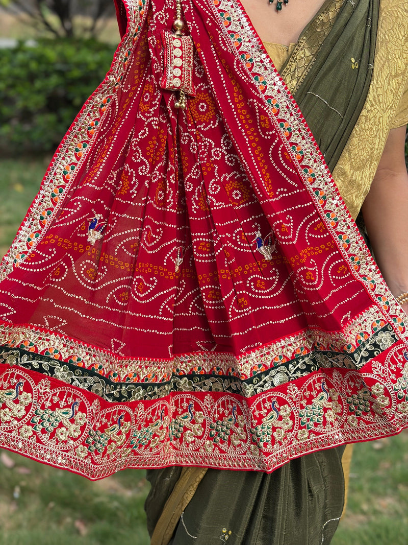 Saaj - Pleated Broach Odhnas